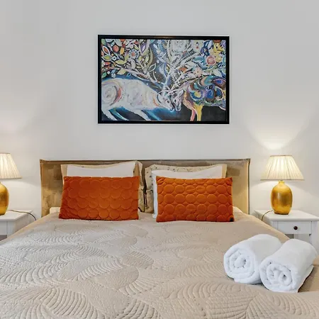 Rotermanni Apartment#top Location#spacious#free Parking * טאלין