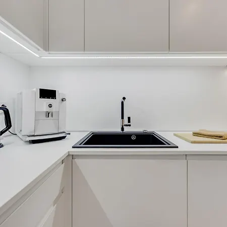 Rotermanni Apartment#top Location#spacious#free Parking