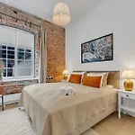 Rotermanni Apartment#top Location#spacious#free Parking Apartmán