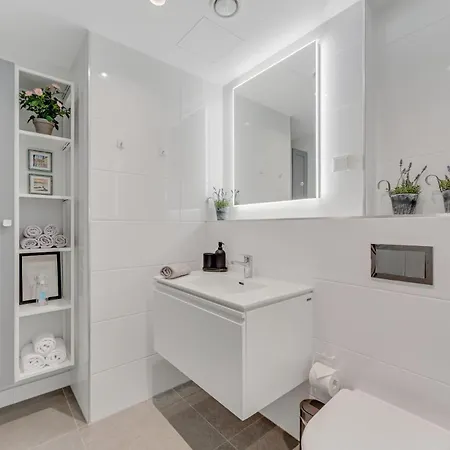Lejlighed Rotermanni Apartment#top Location#spacious#free Parking *