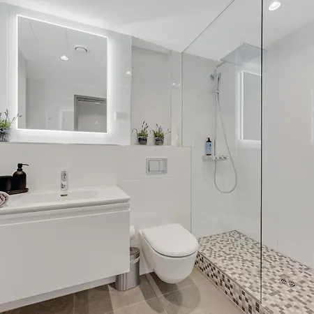 Rotermanni Apartment#top Location#spacious#free Parking Lejlighed *