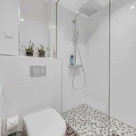 Lejlighed Rotermanni Apartment#top Location#spacious#free Parking Tallinn
